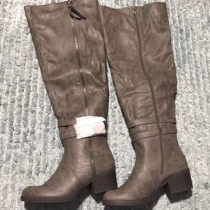 8W Gray Anvy Over Knee Boots
